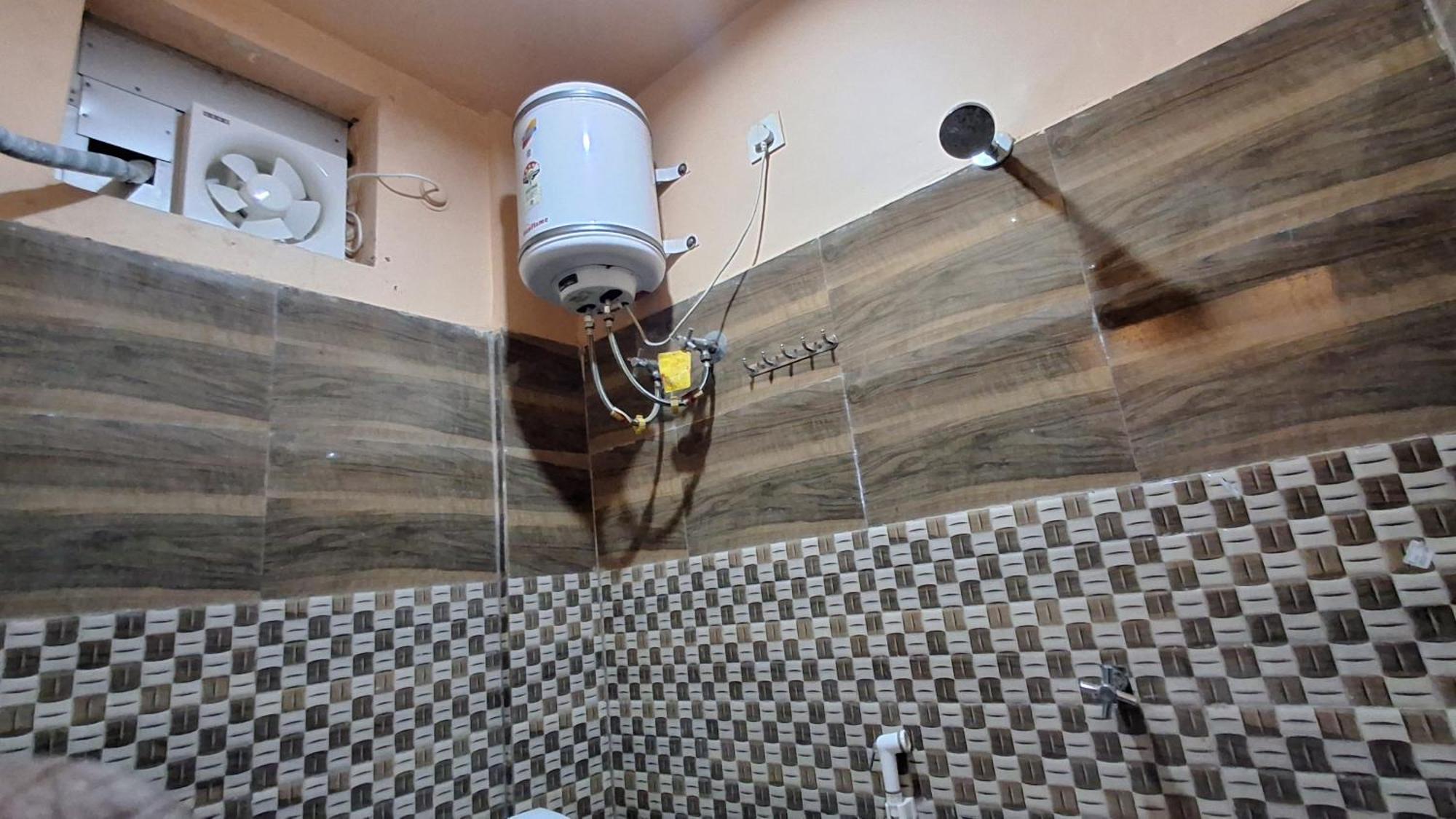 Shree Balaji Paying Guest House Варанасі Екстер'єр фото